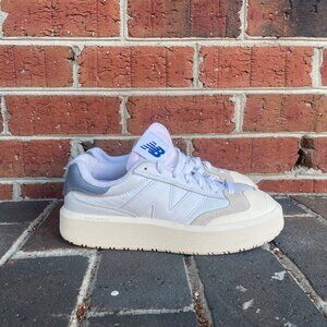 Size 8 New Balance CT 302